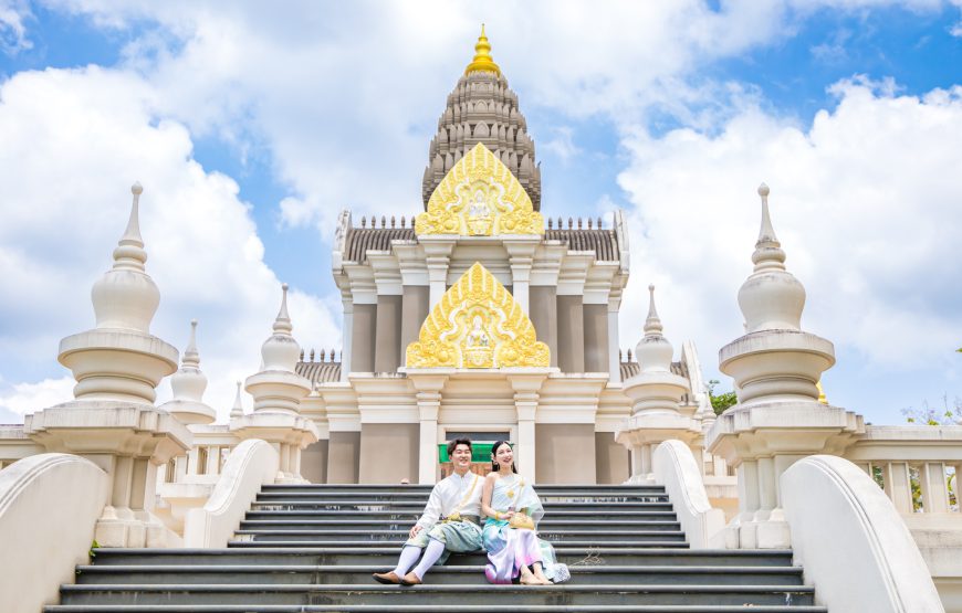 Thai Traditional Costume Photo Shoot